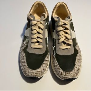 Oasis society sneakers